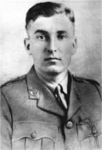 Teniente Albert Cairns de la 77ª Brigada. Condecorado con la Cruz Victoria en 1944