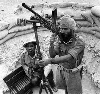 Soldados del 2º Regimiento del Punjab en la Batalla de TugAran