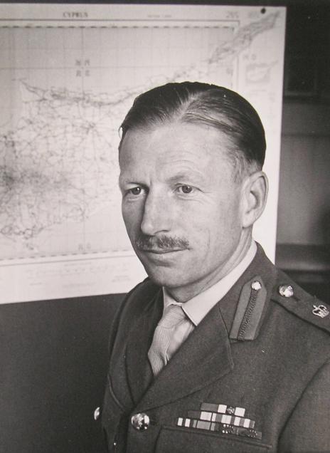 El Teniente Drummond, en la foto ya General, fue el único que consiguió regresar de la Operación Colossus