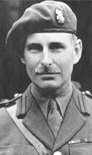 General Hugh Kindersley. Herido junto a Lord Lovat el 12 de junio de 1944
