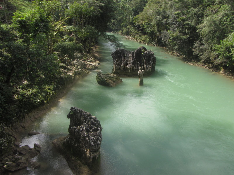 Disfrutando de Guatemala con mochila - Blogs de Guatemala - Hacia Semuc Champey... Agua y aventura. (5)
