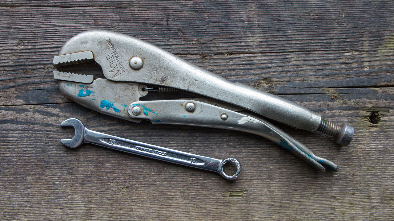 Milwaukee vs Irwin Locking pliers