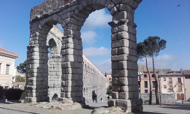 Mellizos > Segovia, Cuenca, Campo de Criptana. Puente de Mayo - Blogs de España - Disfrutando Segovia. Llegamos a Cuenca (1)