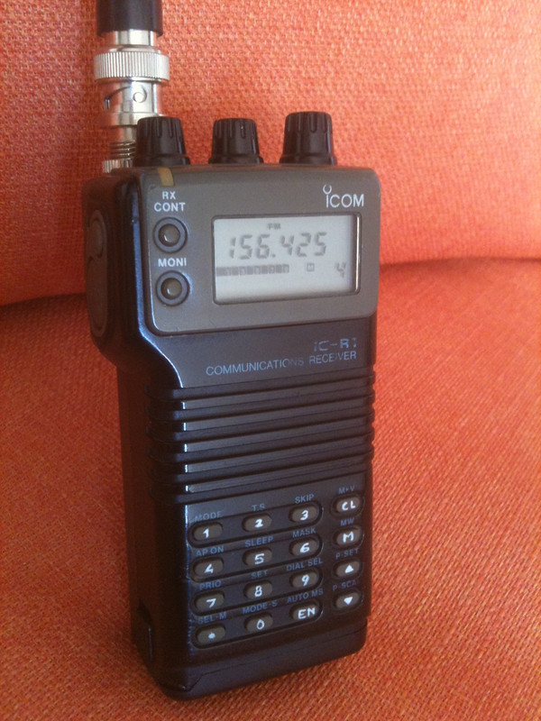 (533) Icom IC-R1