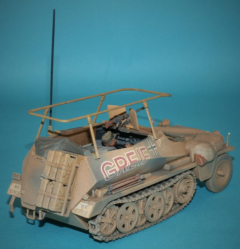 1/32 Airfx Sd.Kfz. 250/3 