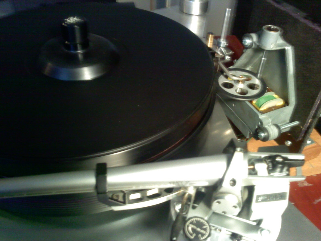 LENCO L 75 IDLER-DRIVE REFERENCE TURNTABLE