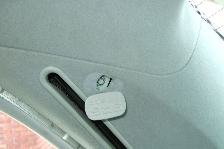 "Pędząca" klapa bagażnika Forum Mercedes C klasa W203