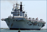 HMS Invincible klik voor groter