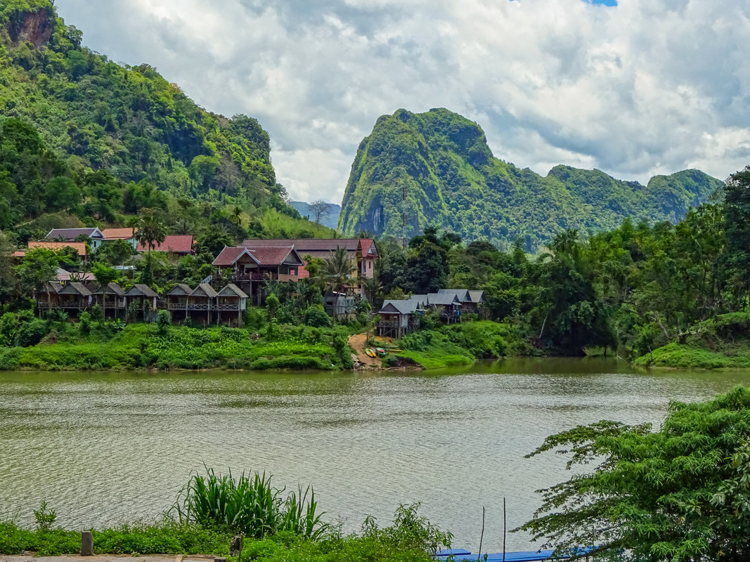Laos - Nong Khiaw - 3 SEMANAS VIETNAM Y LAOS viajando solo (4)