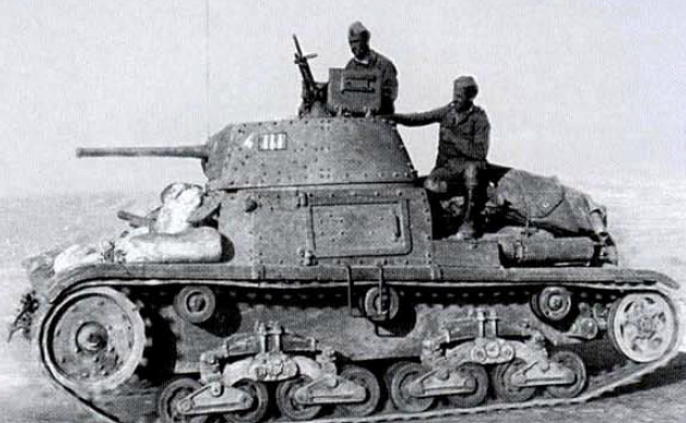 M13 40 en el desierto, verano de 1942