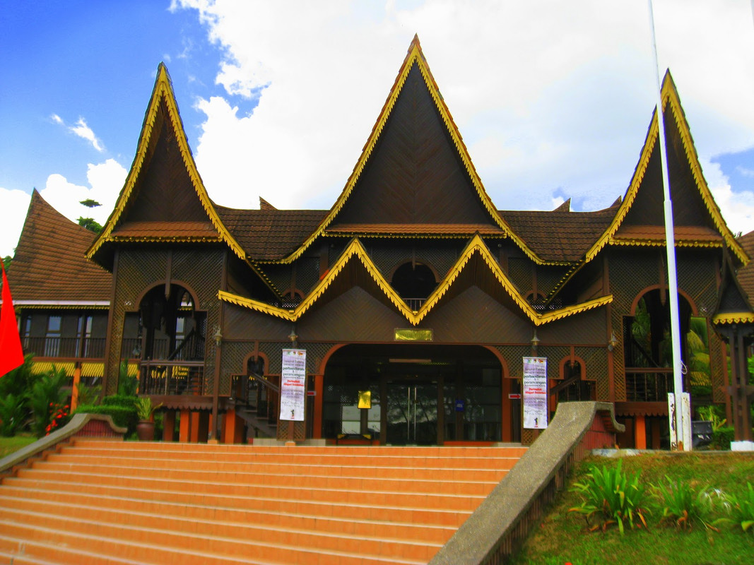 rumah minangkabau negeri sembilan