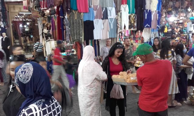 Piscina, relax y callejando por Marrakech - MARRAKECH Y ESSAUIRA CON MELLIZOS (8)