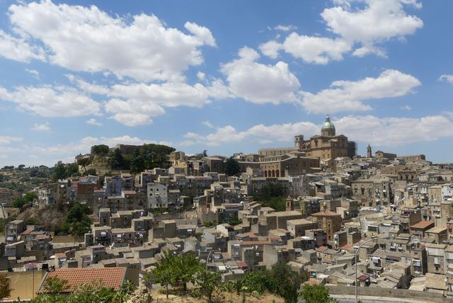 Sicilia y Eolias: 14 dias en coche - Blogs de Italia - Dia 5. Valle de los templos (Agrigento), Piazza Armerina y Caltagirone (4)