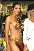 adrianne_curry_princess_lea_costume_2010_002