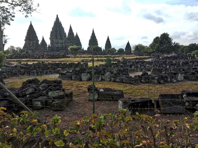 3 SEMANAS EN INDONESIA viajando solo Java, Borneo y Bali - Blogs de Indonesia - Yogyakarta Templos Prambanan y Borobudur (4)