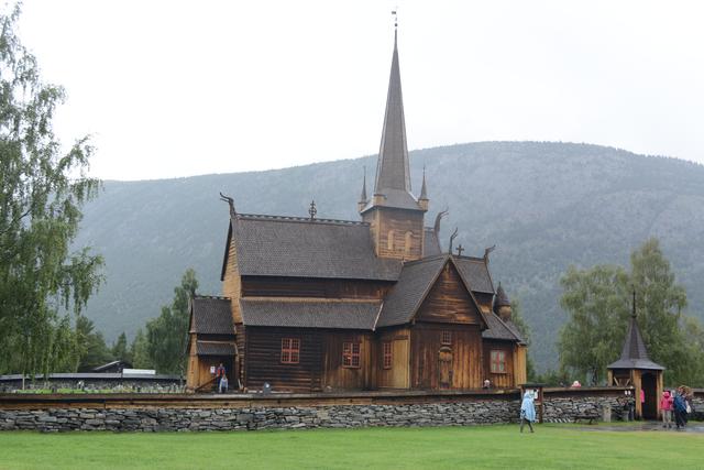 Fiordos Noruegos 2017 - Blogs de Noruega - Día 4. Sognefjell Road, iglesia de Lom y glaciar Nigardsbreen (2)