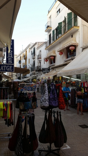 IBIZA, explorando la isla y sus calas - Blogs de España - Cala Xarraca e Ibiza Puerto (10)